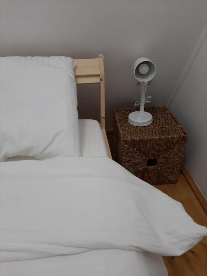 Cabana Din Livada Pucioasa エクステリア 写真