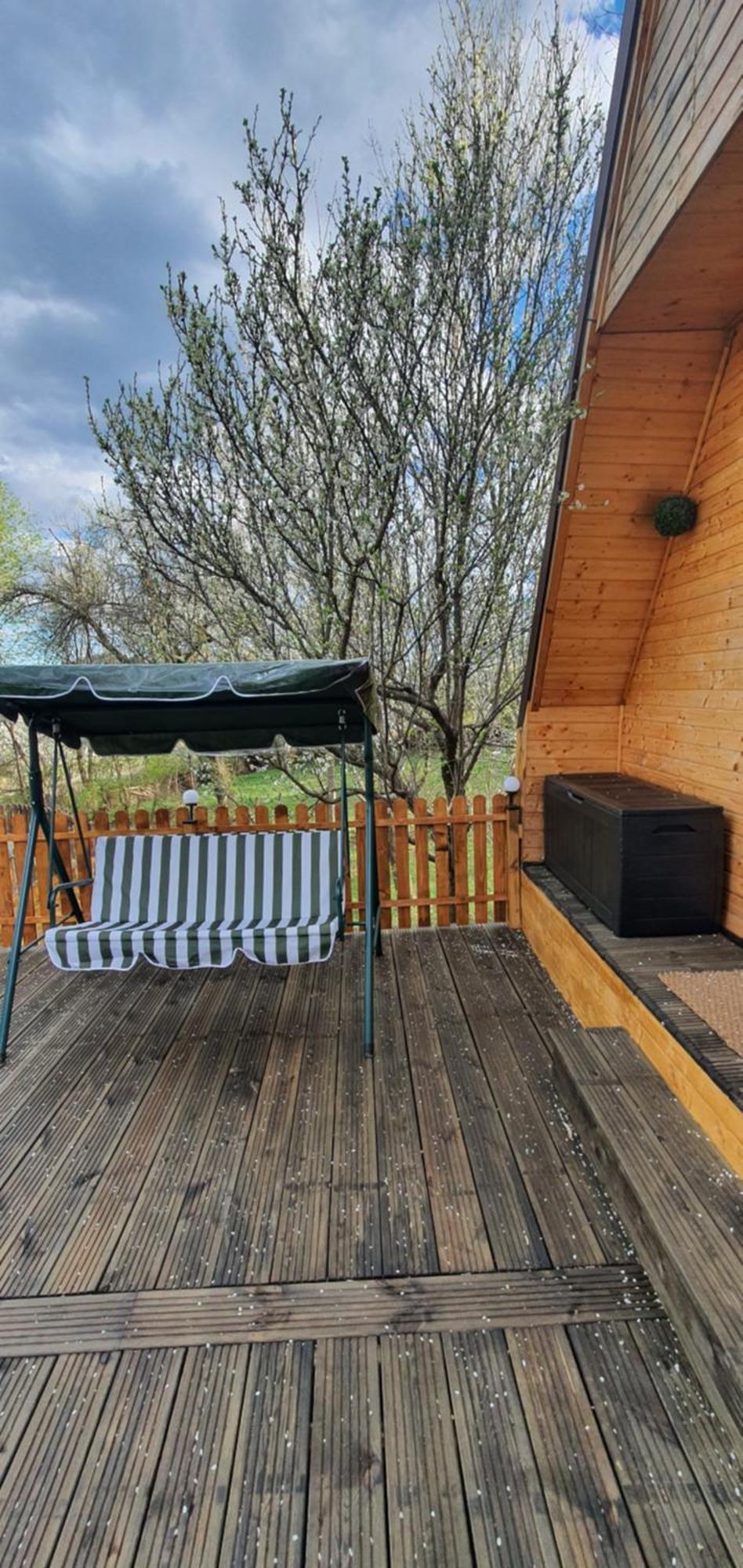 Cabana Din Livada Pucioasa エクステリア 写真