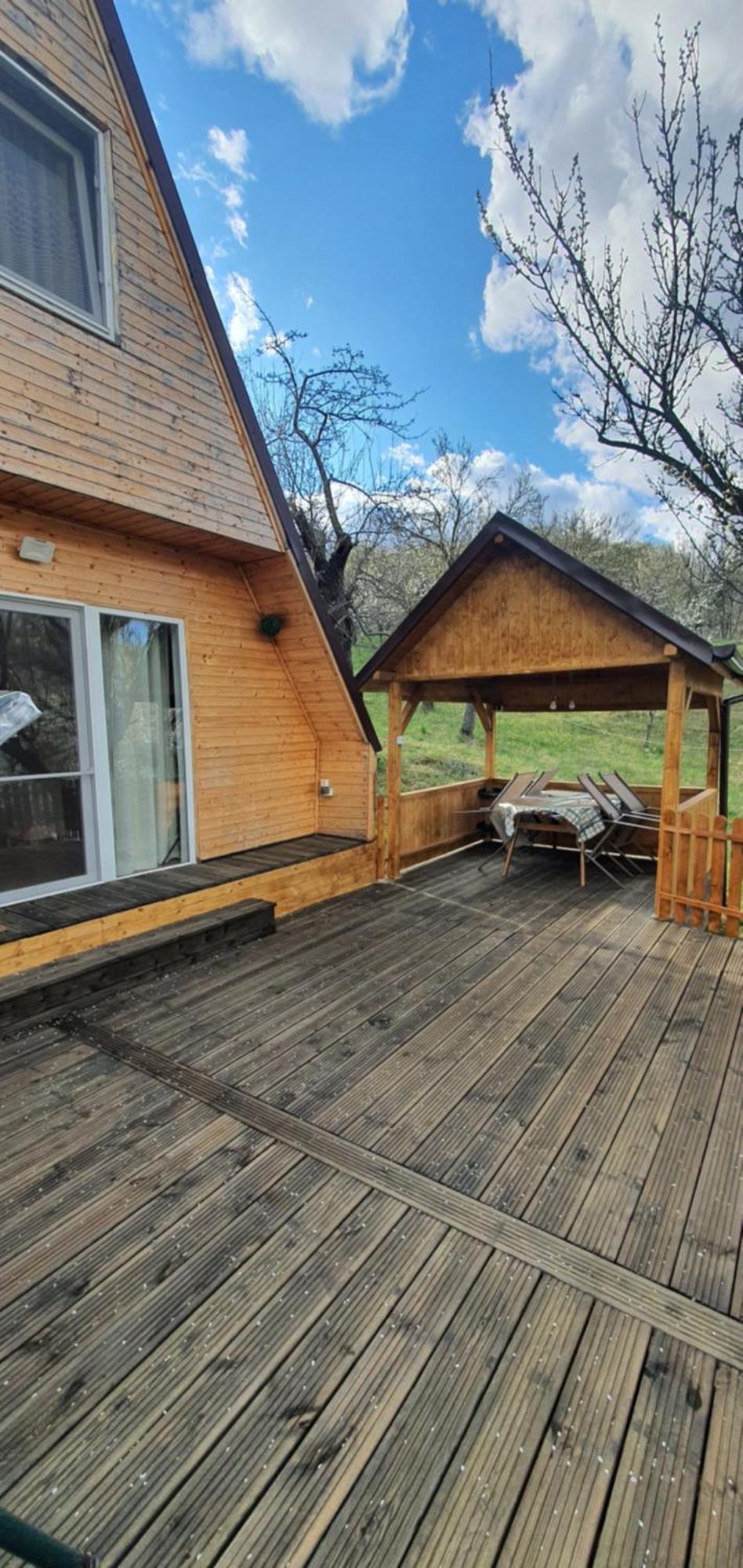 Cabana Din Livada Pucioasa エクステリア 写真