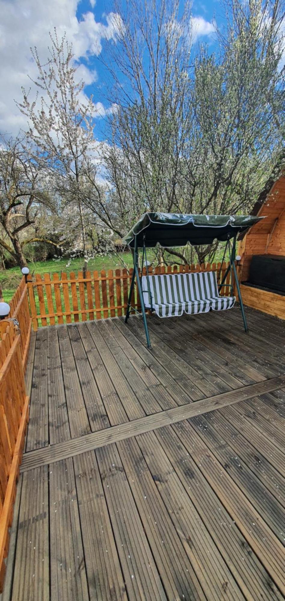 Cabana Din Livada Pucioasa エクステリア 写真
